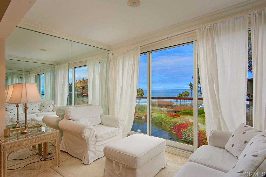 PANORAMIC OCEAN VIEW NEW AC & HEAT UNITS IN THE LIVING ROOM AND BEDROOM.ENJOY A GETAWAY RETREAT. FULLY FURNISHED CONDO WITH PANORAMIC OCEAN VIEWS. 1 BEDROOM 2 FULL BATHS, PLUS 1 PULL DOWN MURPHY BED. THIS LOVELY UPDATED CONDO FEATURES CLOSE TO THE DEL MAR PLAZA CENTER AND FINE DINNING, SHORT DISTANCE WALKING PATH TO BEACH AND DEL MAR PARK. THIS CONDO HAS FULL ACCESS TO THE 5 STAR HOTEL TO L'AUBERGE, POOL. JACUZZI SPA, TENNIS AND EXERCISE ROOM OWNERS ARE PET FRIENDLY.