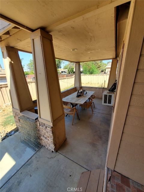 A home in Lake Elsinore