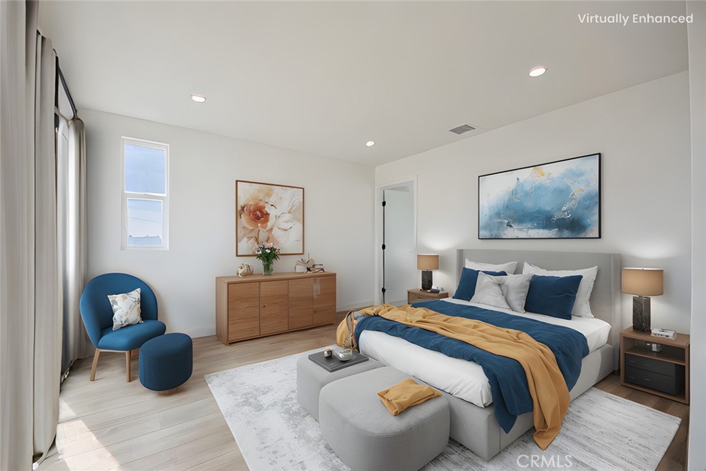 Properties 4 1638 S Longwood Avenue