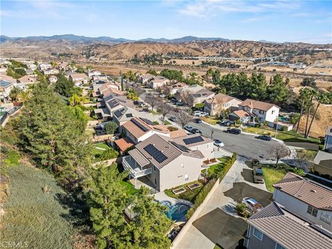 A home in Castaic