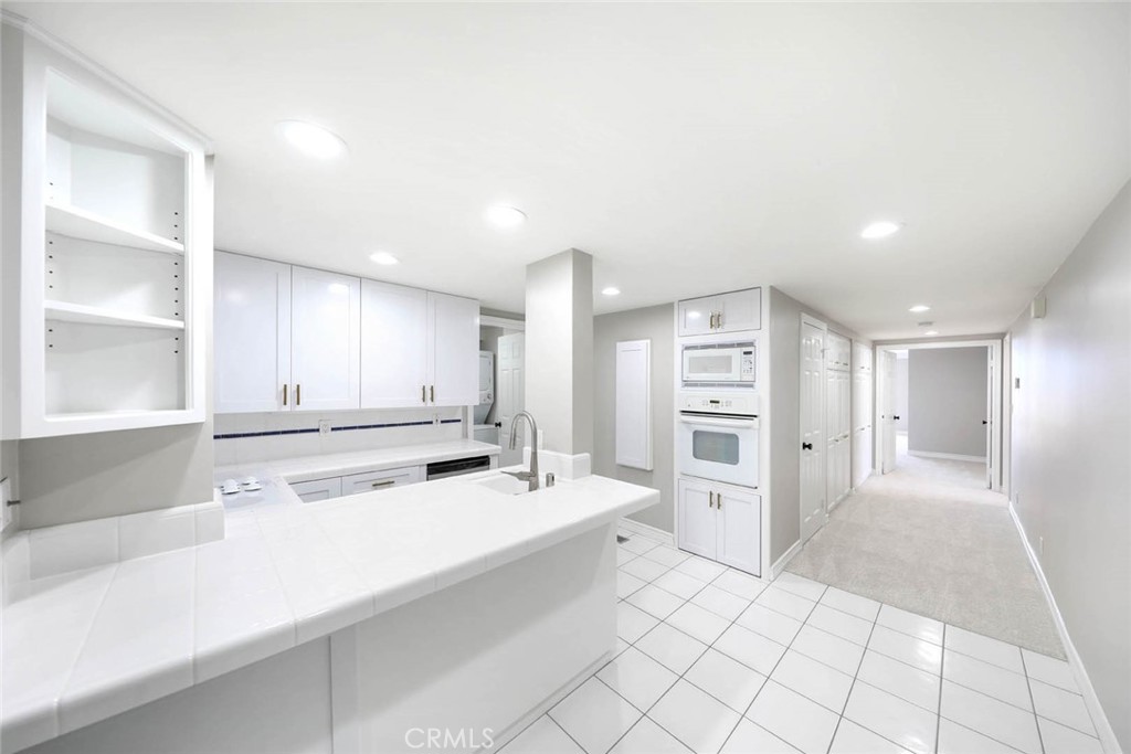 Lido Building (#601) (L601) - Residential