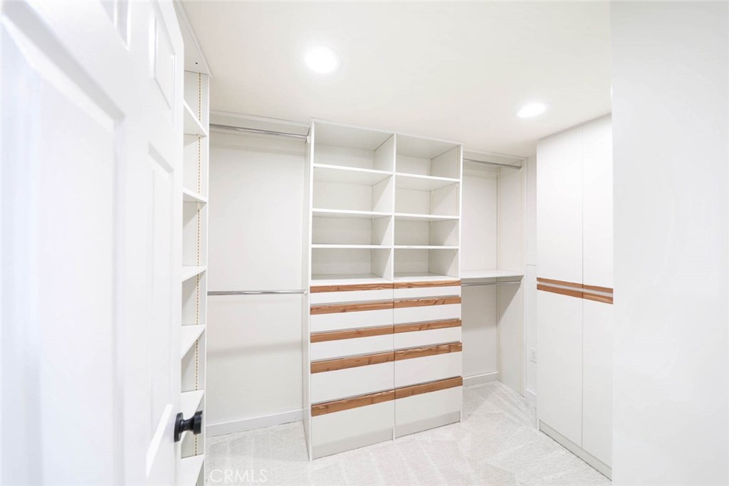 Lido Building (#601) (L601) - Residential