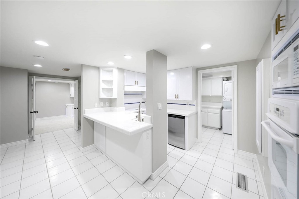 Lido Building (#601) (L601) - Residential