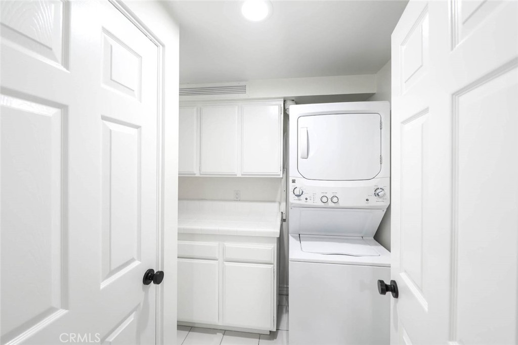 Lido Building (#601) (L601) - Residential