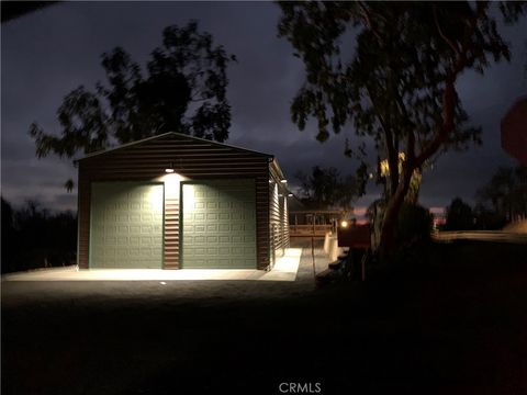 A home in La Grange