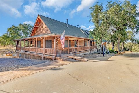 A home in La Grange