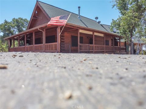 A home in La Grange