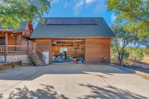 A home in La Grange