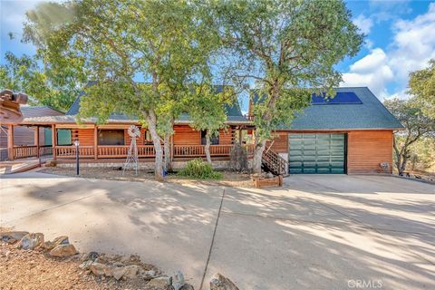 A home in La Grange