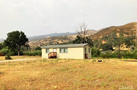 A home in Clearlake Oaks