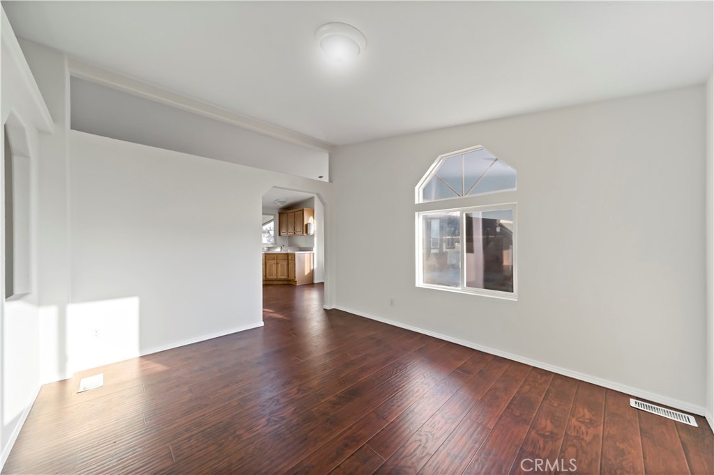 1245 W Cienega Avenue 83