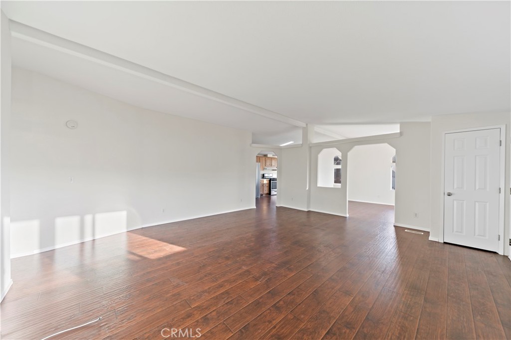 1245 W Cienega Avenue 83