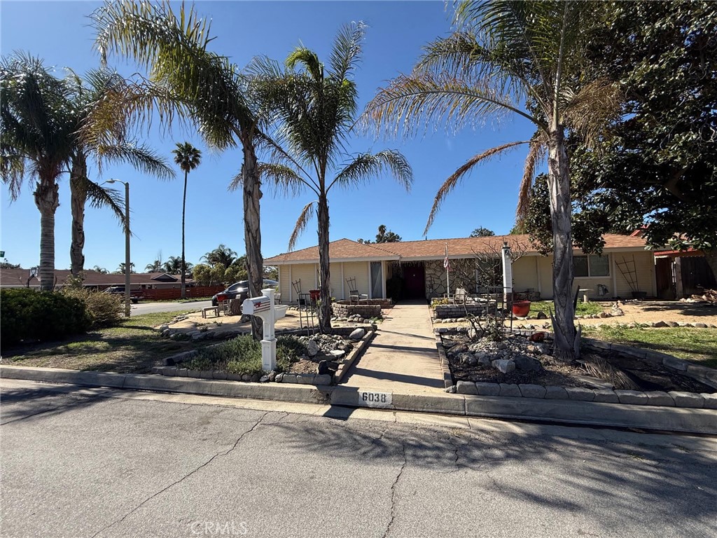 Listing image 6