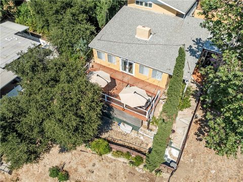 A home in Woodland Hills