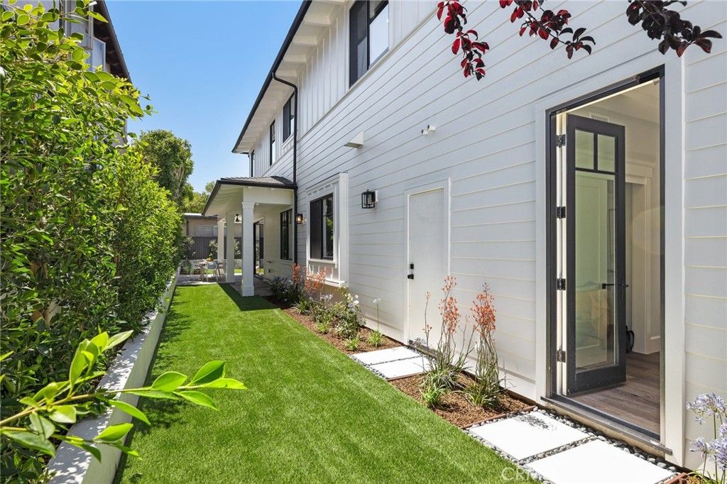 listing image 130725818009161322972