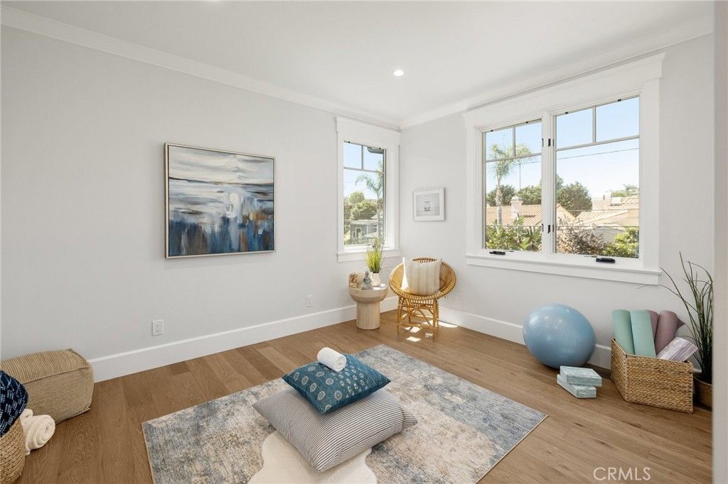listing image 130727179415189127848
