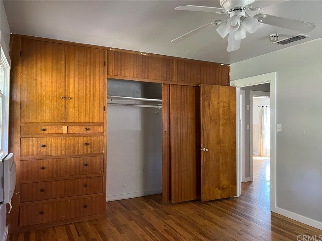 listing image 130726234147756398738