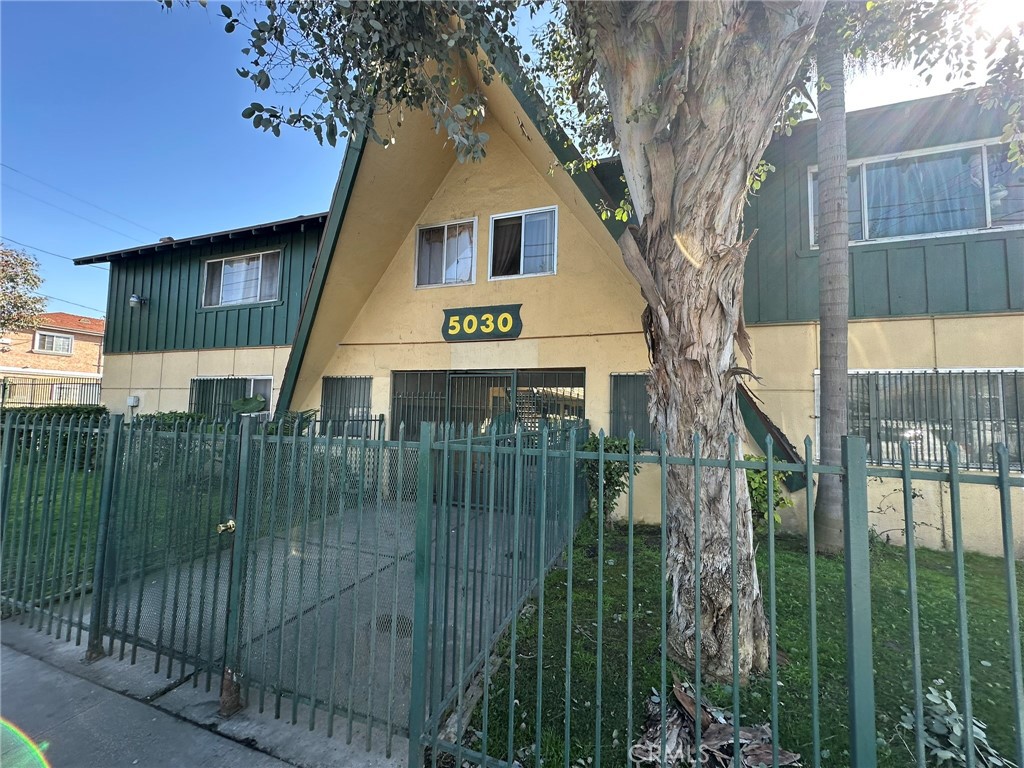 Listing image 4