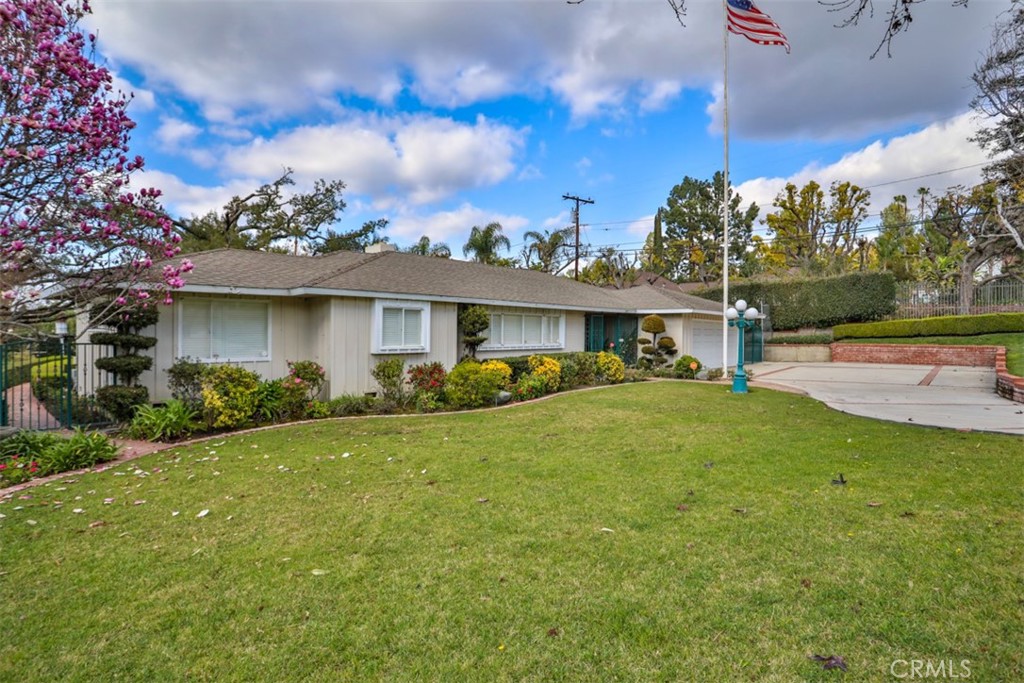 8255 La Sierra Avenue