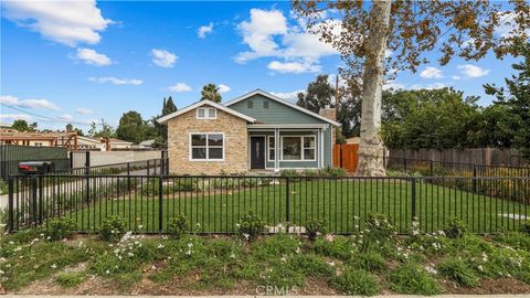 A home in El Monte