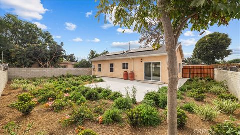 A home in El Monte