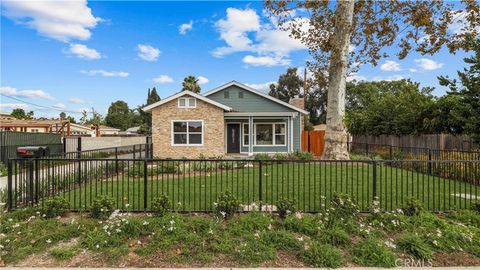 A home in El Monte