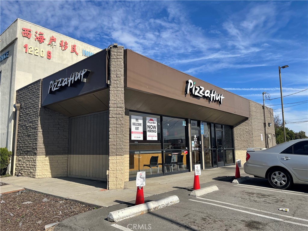 Properties 4 1013 W Valley Boulevard