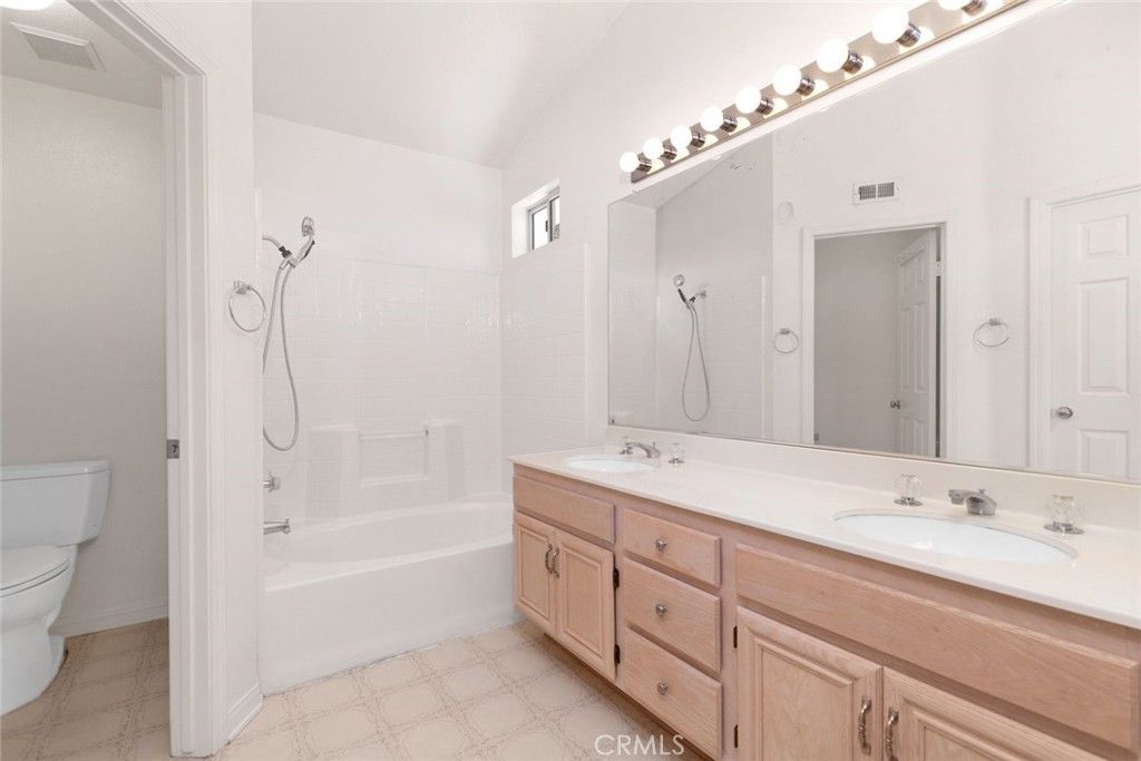 listing image 130728269409197086113