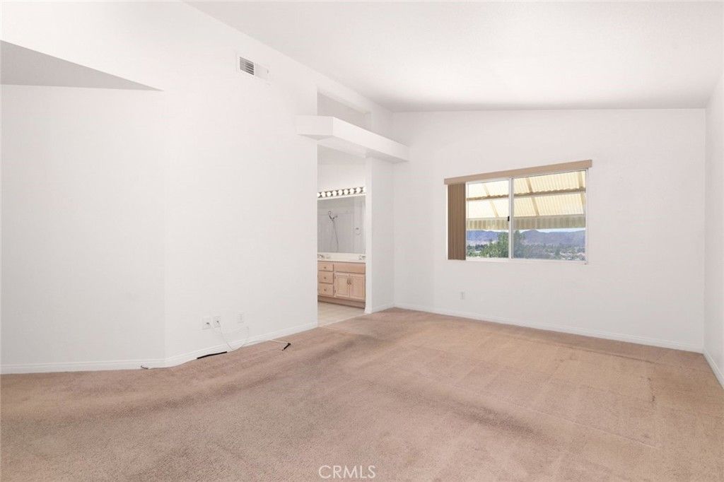 listing image 130727990481572700704
