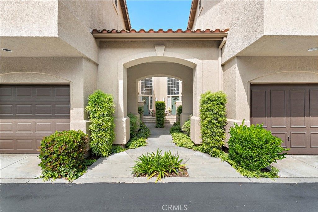 listing image 130727423682565824022