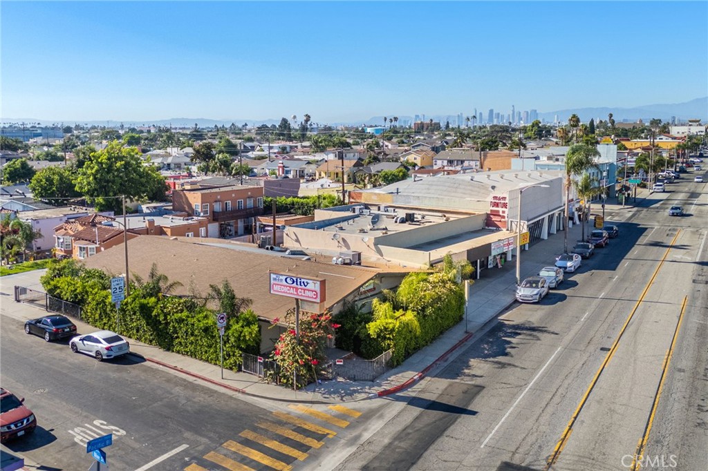 7721 Pacific Boulevard