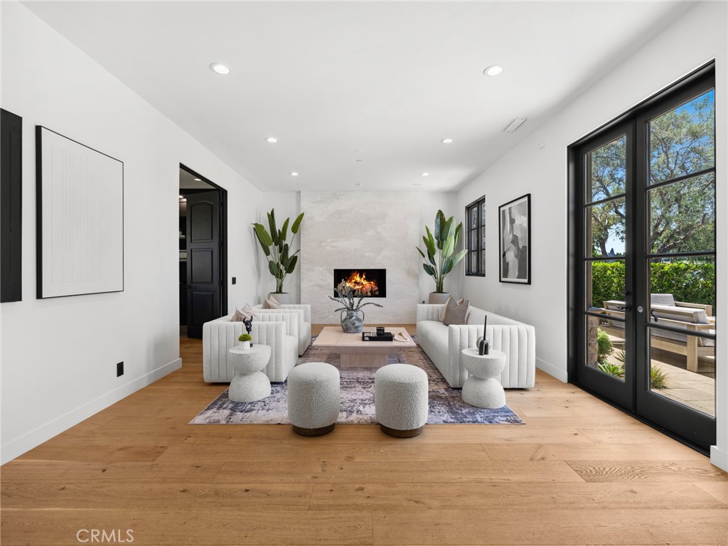 Newport Heights (NEWH) - Residential