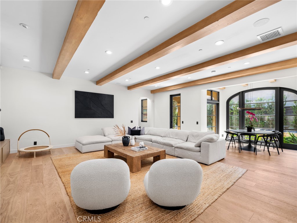 Newport Heights (NEWH) - Residential