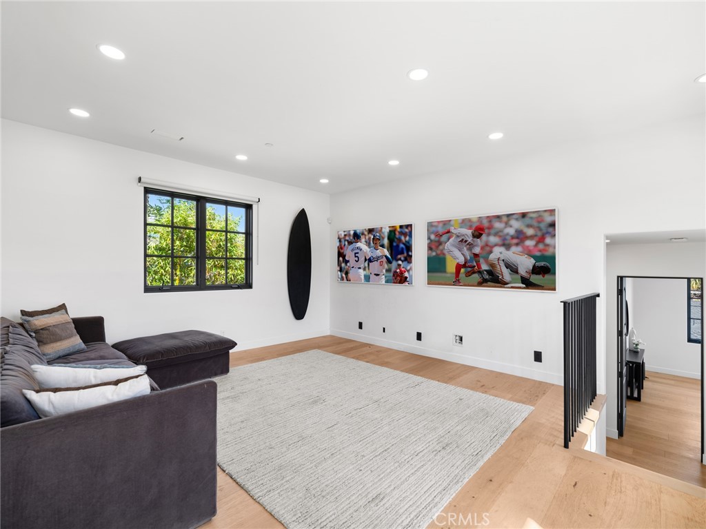 Newport Heights (NEWH) - Residential