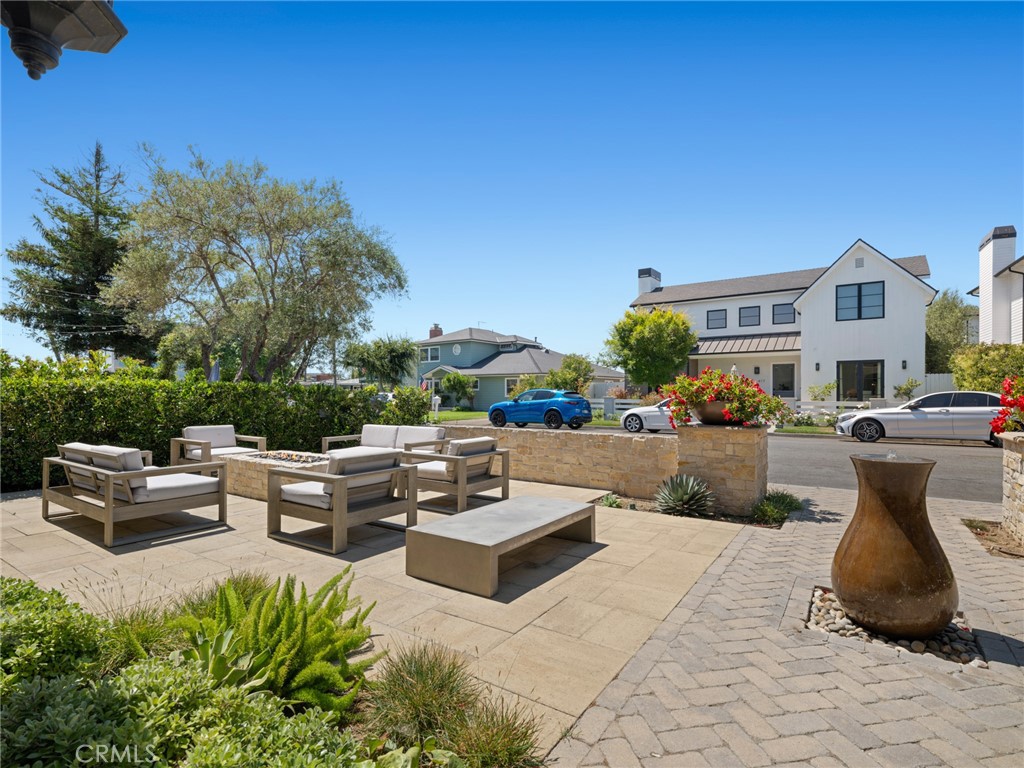 Newport Heights (NEWH) - Residential