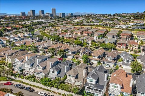 A home in Corona Del Mar