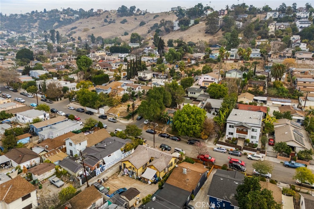 634 Romulo Street
