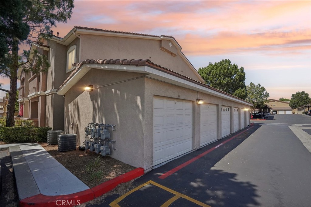 View Murrieta, CA 92562 condo