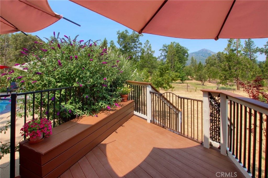 listing image 130721917605381751476