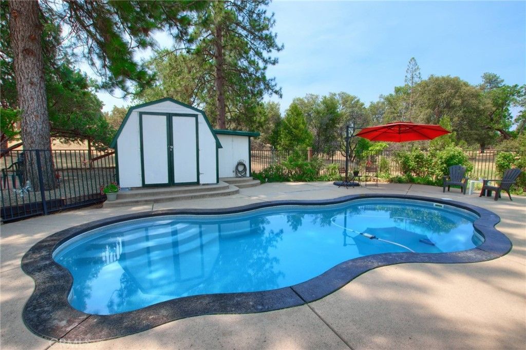 listing image 130725217223672721456
