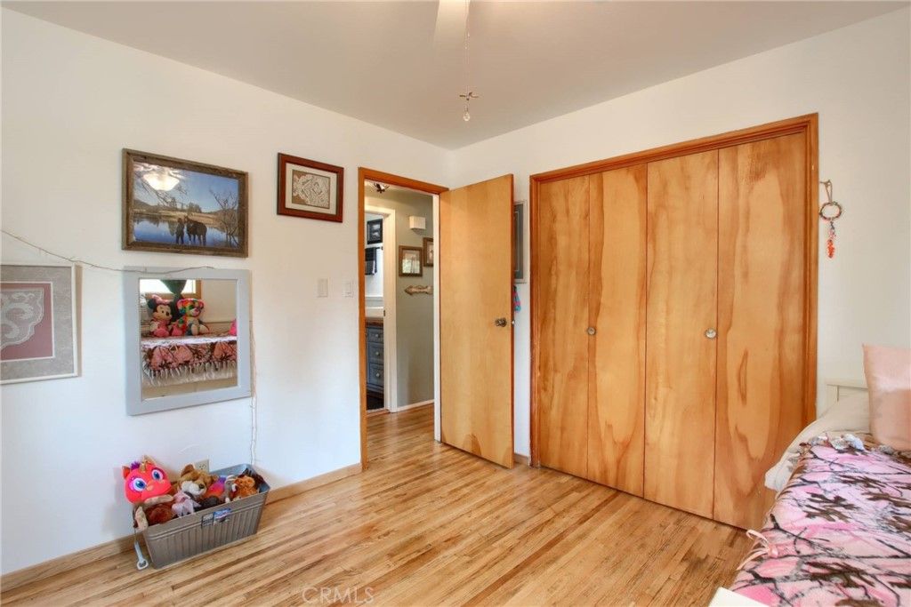 listing image 130724082638761810169
