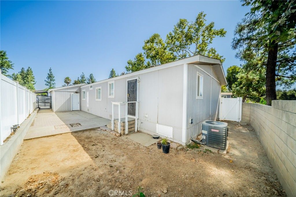 listing image 24