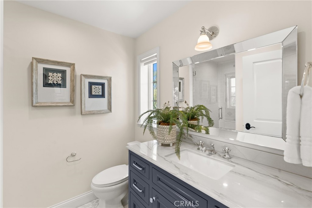 Corona del Mar North of PCH (CNHW) - Residential