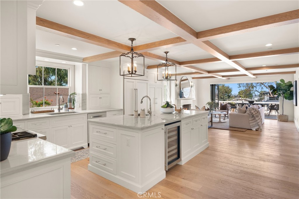 Corona del Mar North of PCH (CNHW) - Residential