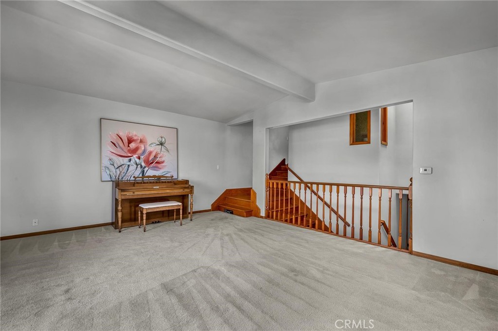 Photo 5 of 23 of 1519 Stanford Avenue house