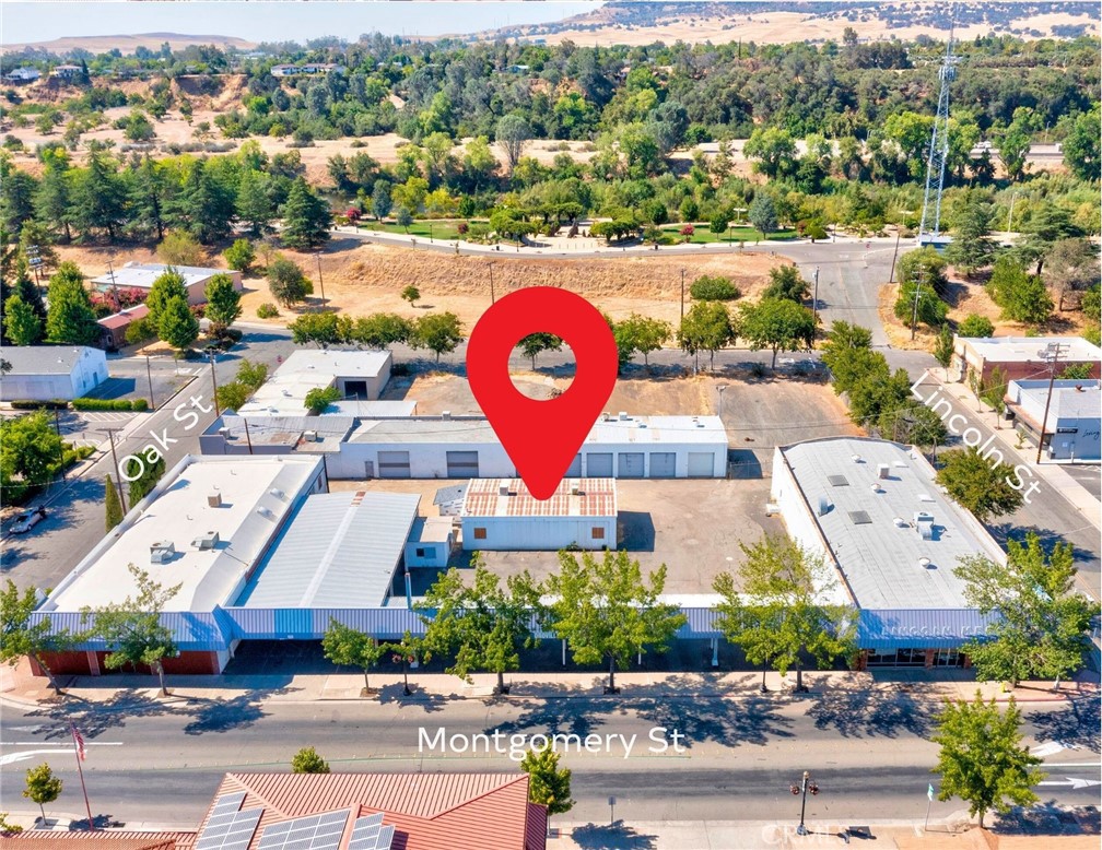 This 1,700 sq. ft. warehouse/office space offers the perfect combination of functionality and convenience, this space is ideal for businesses seeking a flexible environment for operations, meetings, and storage