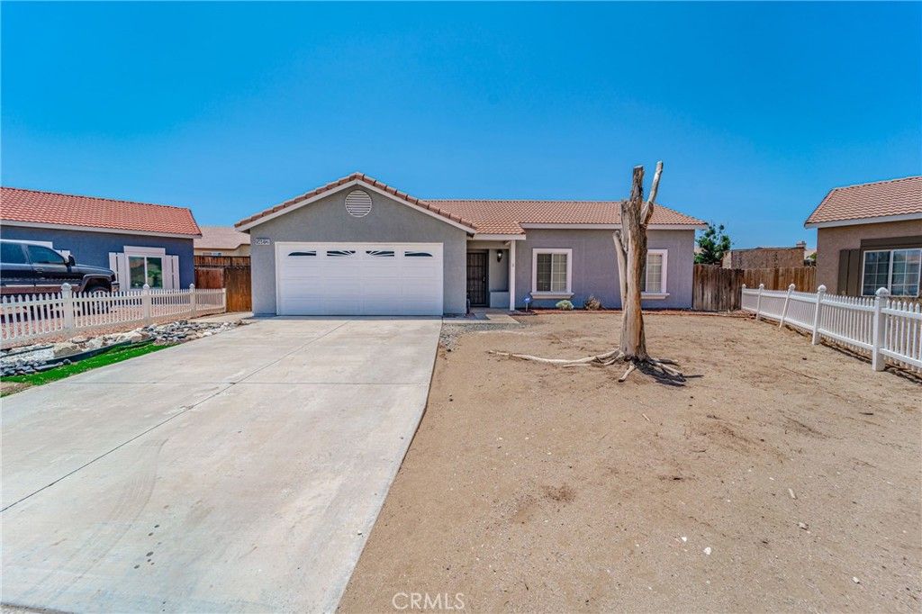 listing image 130726860098099255019