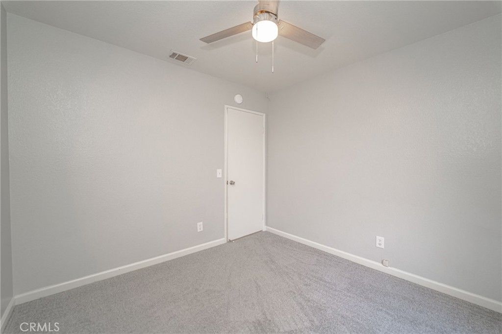 listing image 130722322177556722568