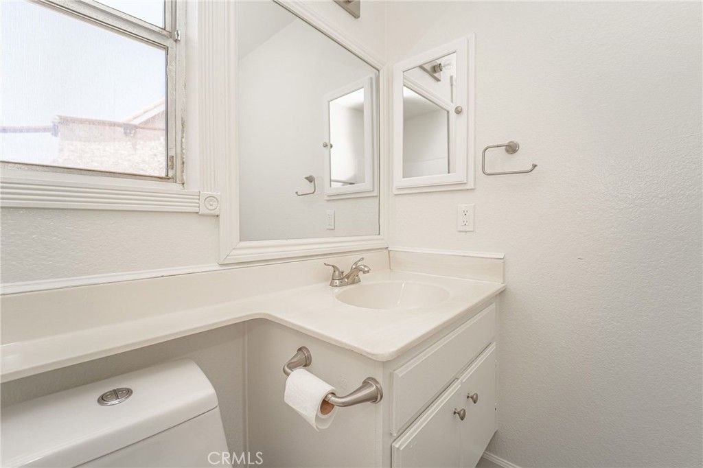 listing image 130724946957221789355