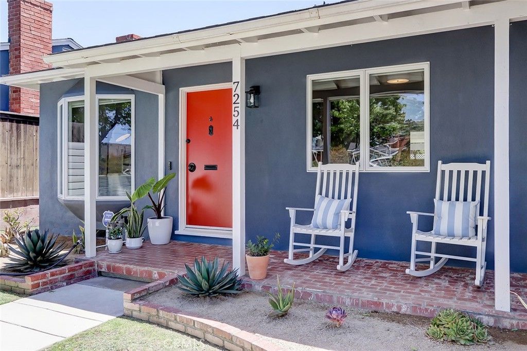 listing image 130722614665780118805